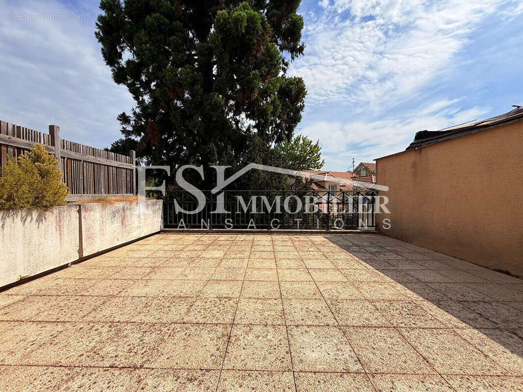 Appartement Saint Leu La Foret 3 pièce(s) 61.12 m2 - photo 3