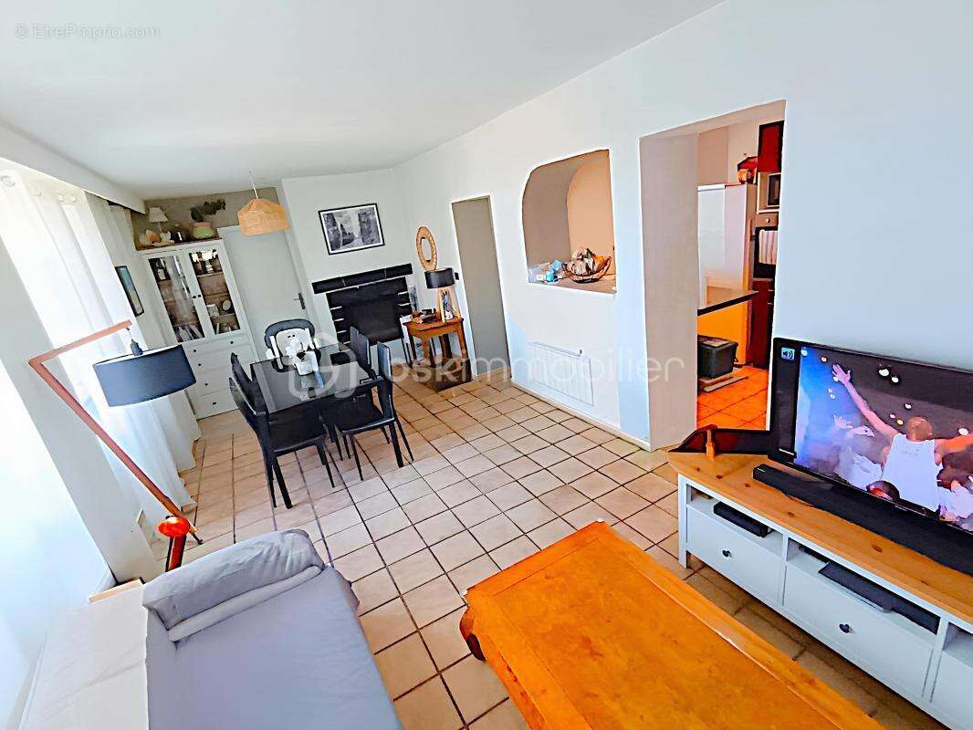 Appartement à LA VALETTE-DU-VAR