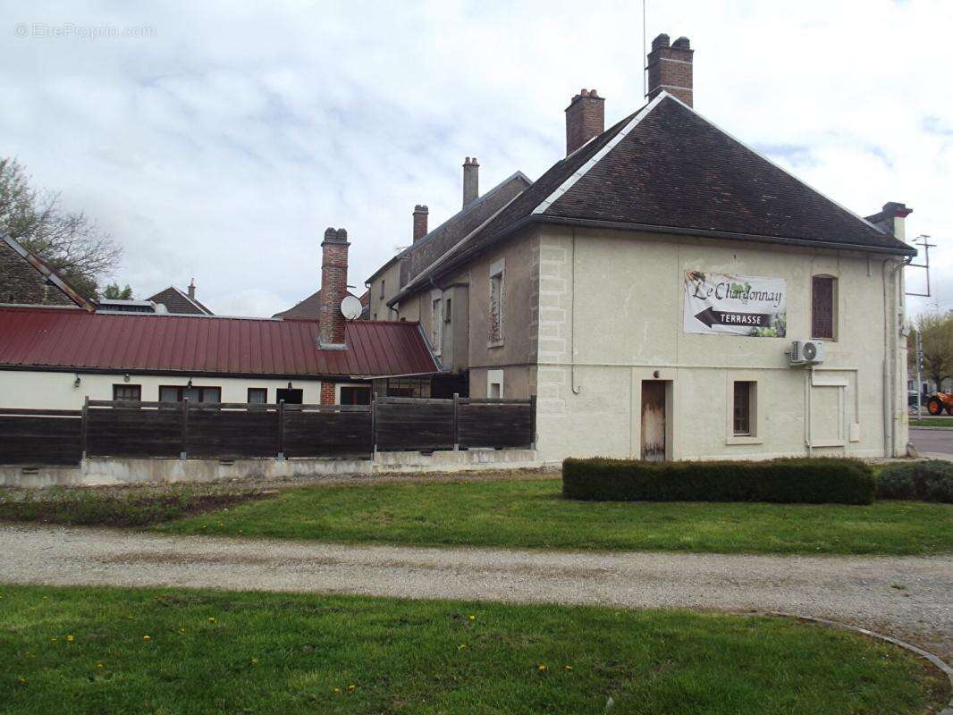 Maison à VENDEUVRE-SUR-BARSE