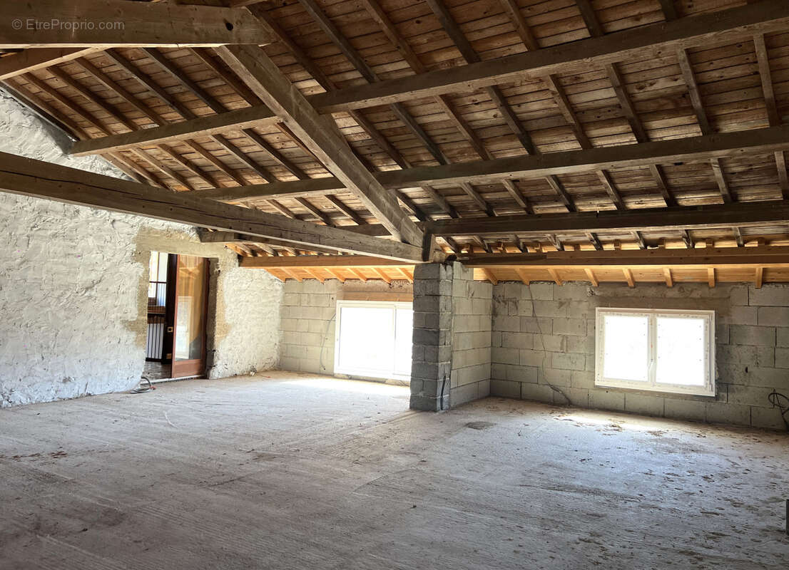 Maison à ALLEGRE
