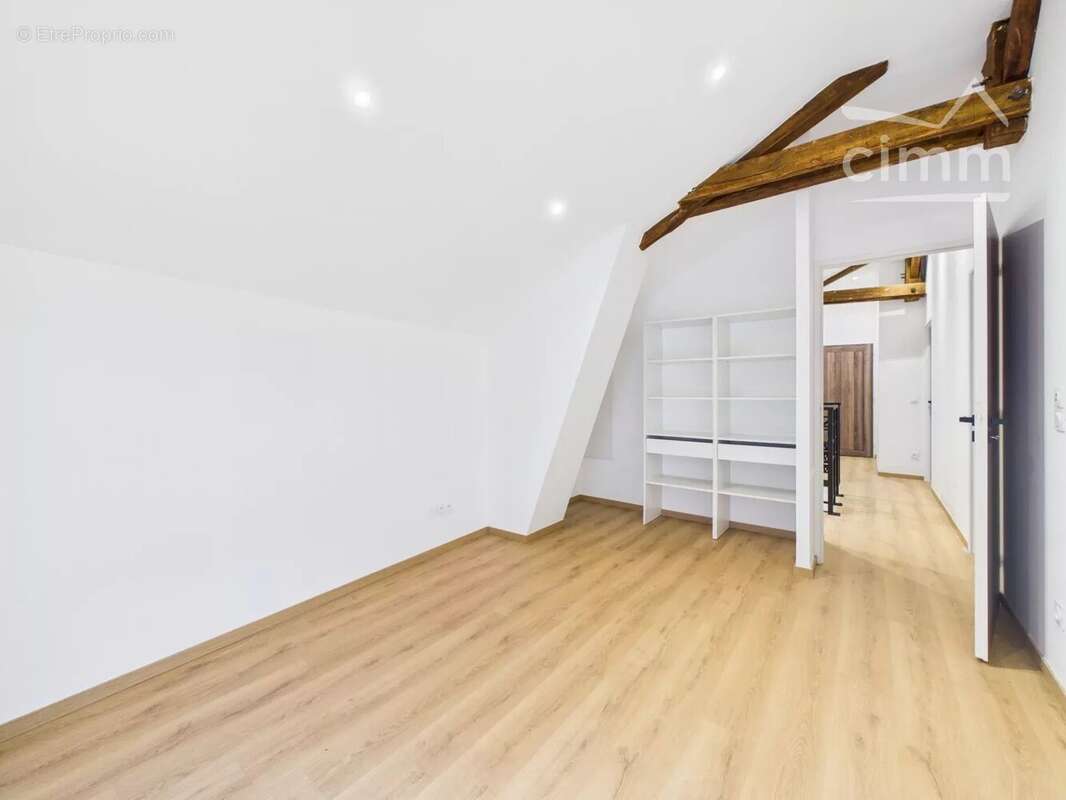 Appartement à FROGES