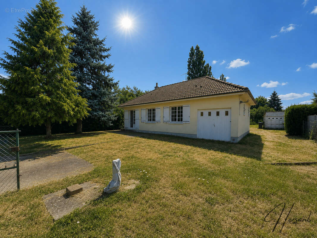 LAILLY EN VAL, Une maison à réinventer, un cadre de vie à aimer ! - photo 2