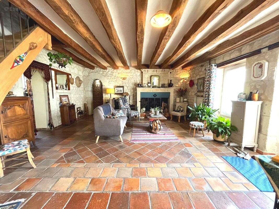 Maison 200 m² à Nouatre  - photo 5