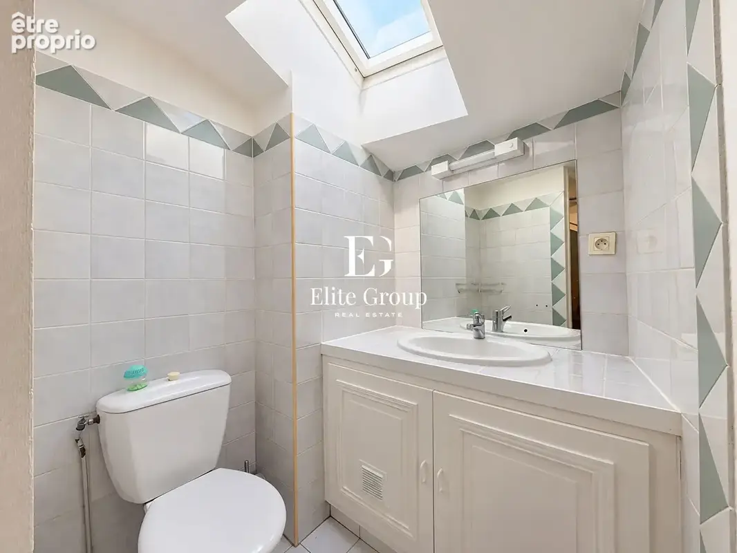 A VENDRE Maison de ville Cognac rue piétonne 3 pièces 81 m² - photo 13