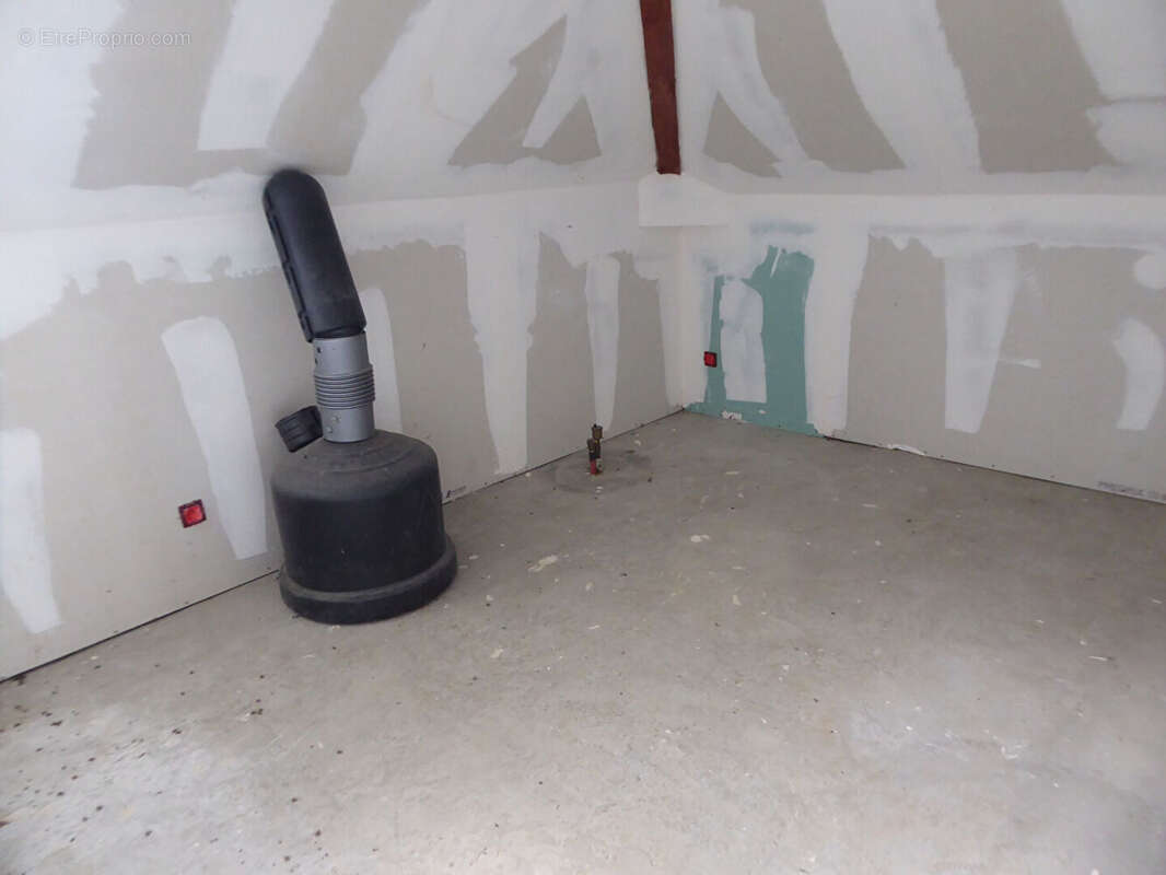 Maison à PONT-L'EVEQUE