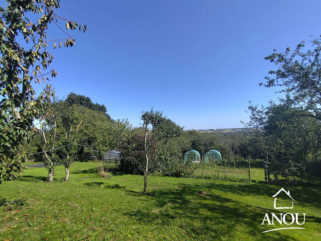 Maison à SAINT-HILAIRE-LA-GRAVELLE