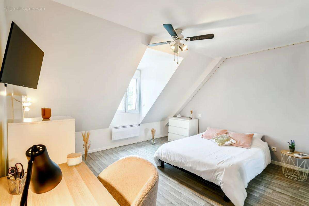 Maison à MONTLOUIS-SUR-LOIRE