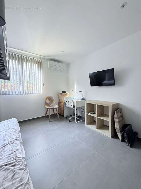 Appartement à LA VALETTE-DU-VAR