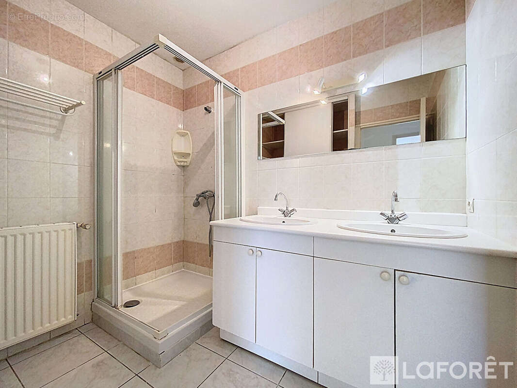 Maison à SAINT-LEGER-SOUS-CHOLET