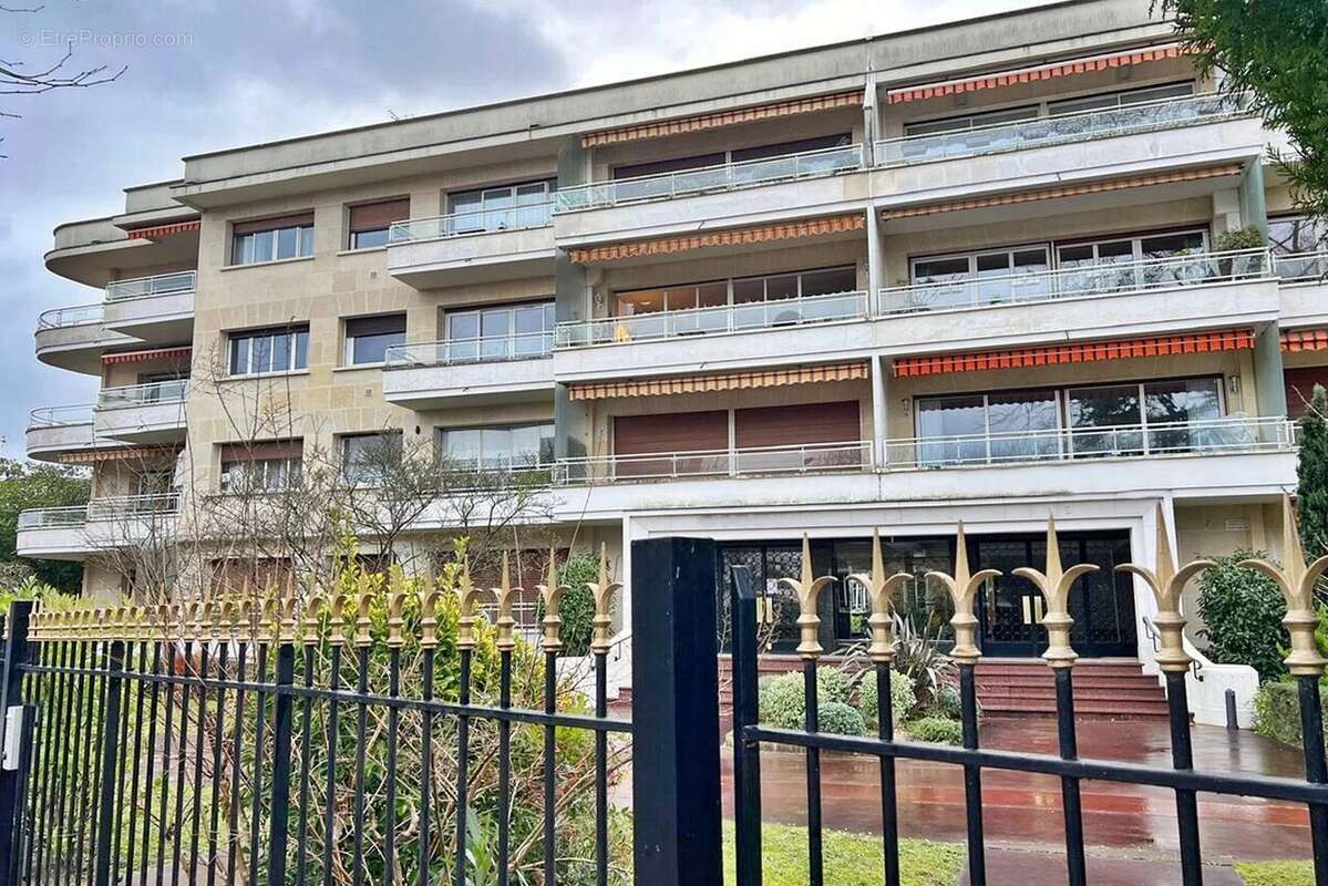 Appartement à SAINT-MAUR-DES-FOSSES