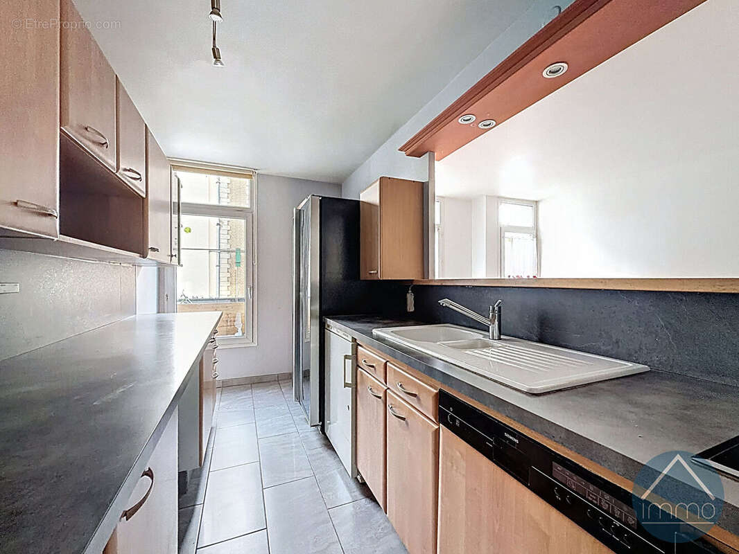 Appartement à GENNEVILLIERS