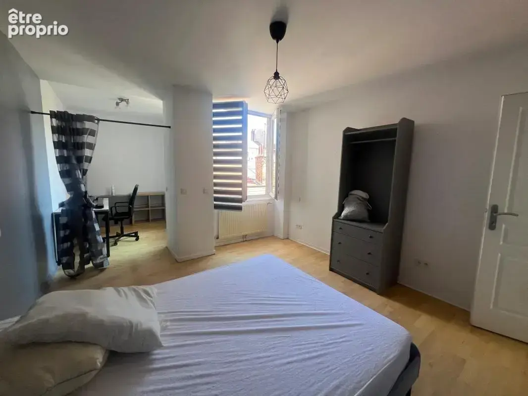 Appartement de 4 pièces de 107 m² à Saint-Étienne - photo 10
