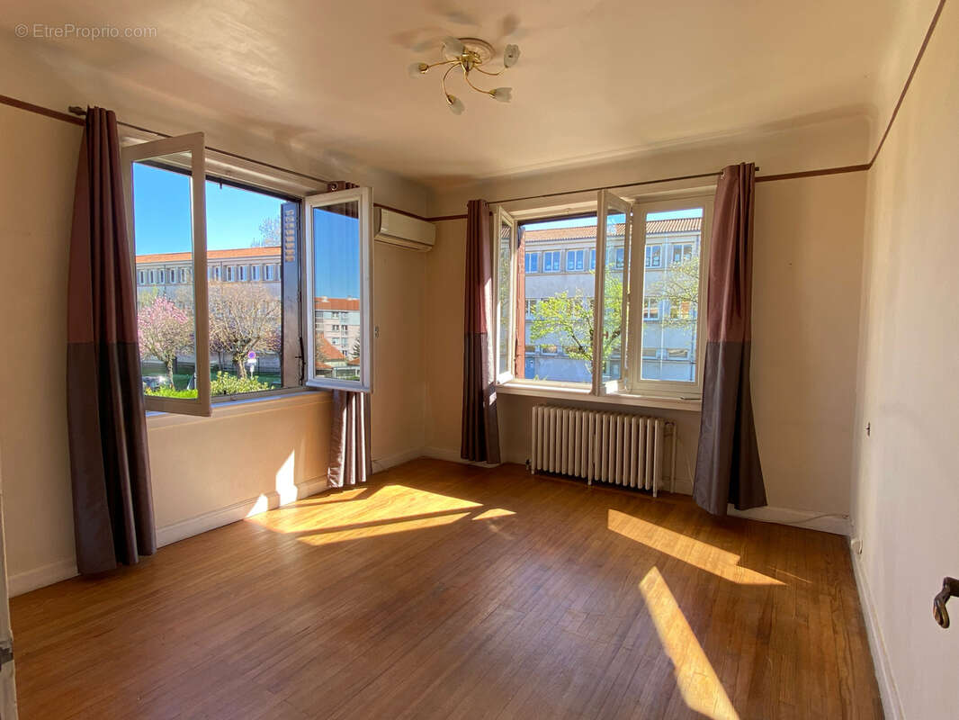 Maison à CLERMONT-FERRAND