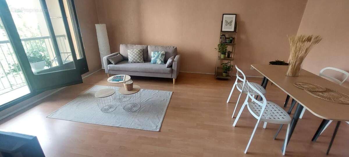 Appartement à LYON-9E