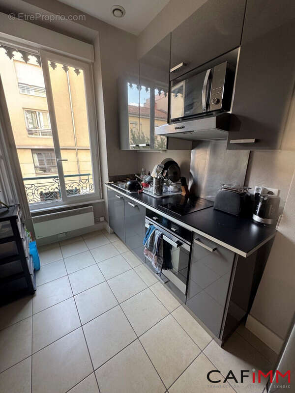 Appartement 38 m² à Villeurbanne  - photo 4
