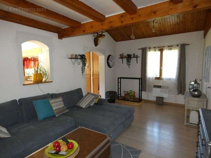 Maison 120 m² à Saint-Julien-En-Beauchene  - photo 3