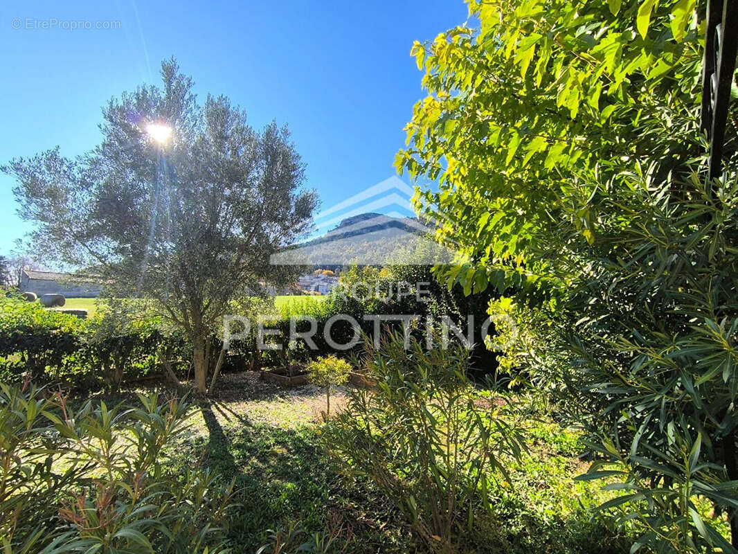 Maison à SAINT-SAVOURNIN