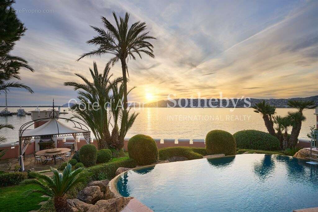 Maison à ANTIBES