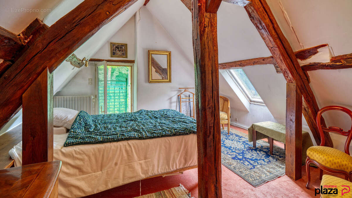 Maison à DAMPIERRE-EN-YVELINES