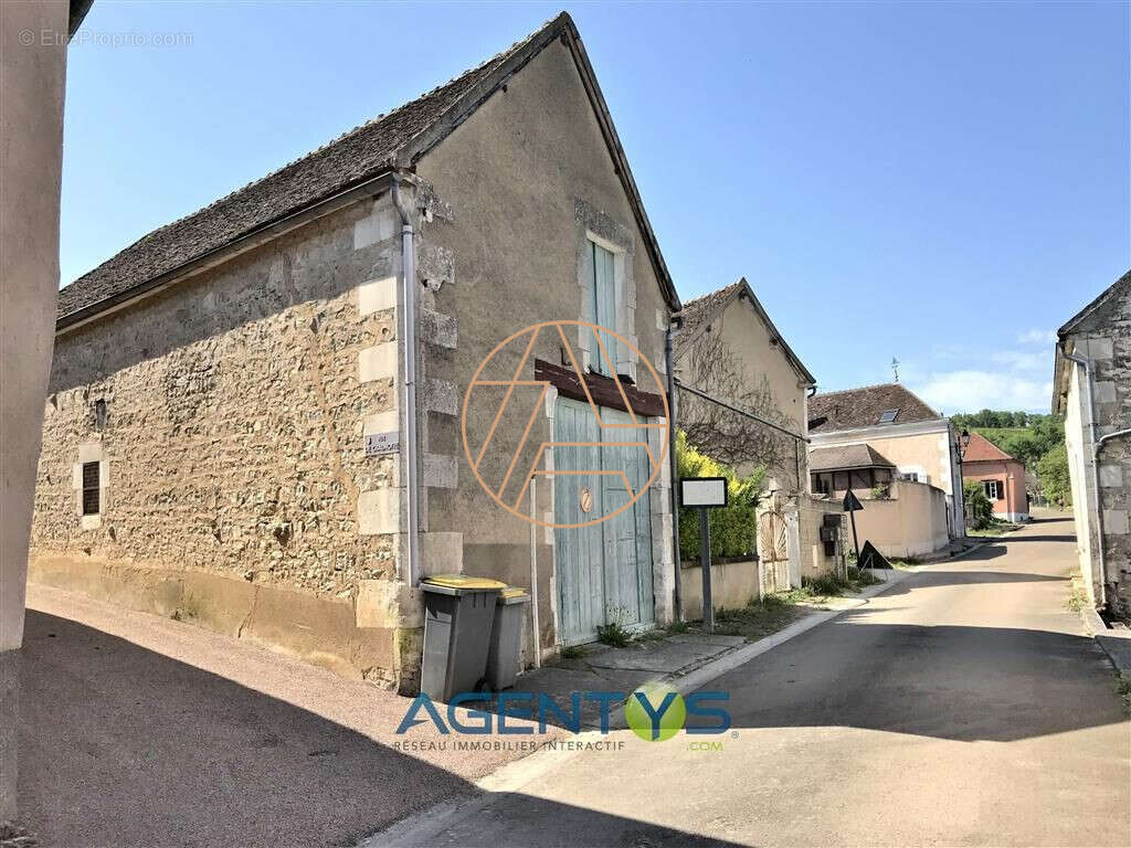 Maison à JUSSY