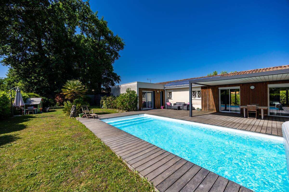 Maison à CESTAS
