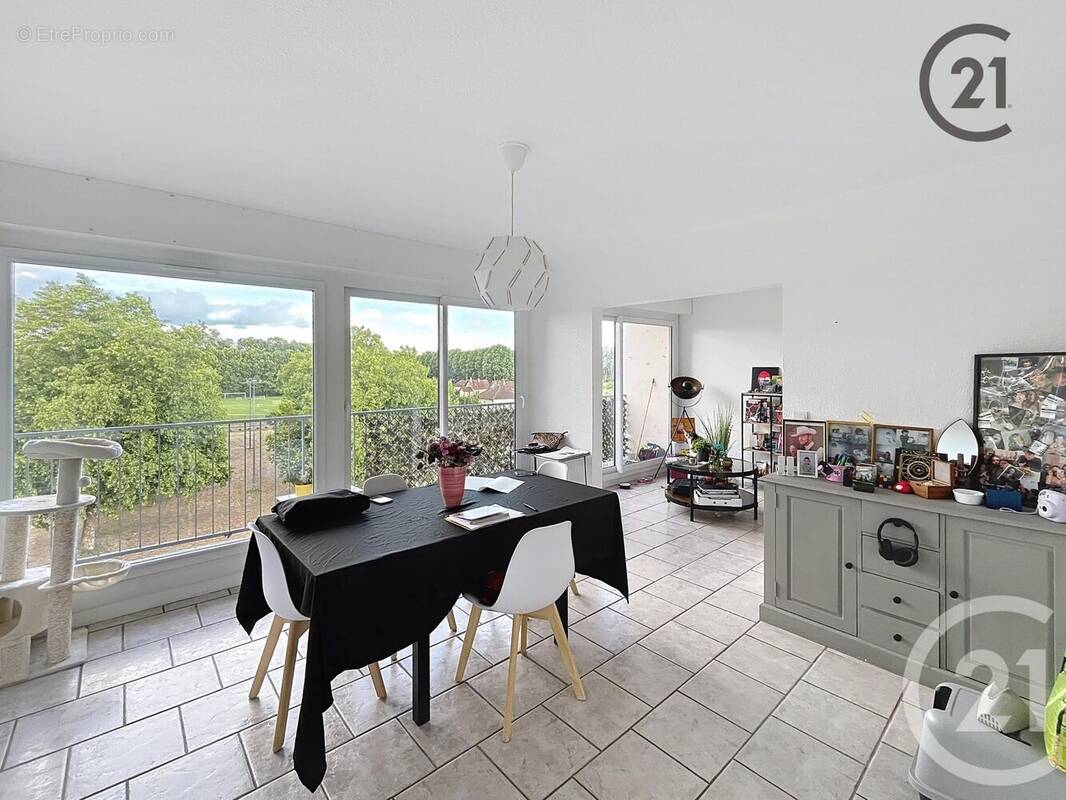 Appartement à JOIGNY