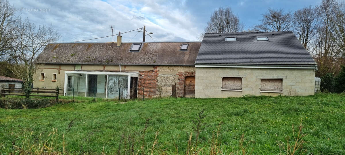 Maison à VILLEMBRAY