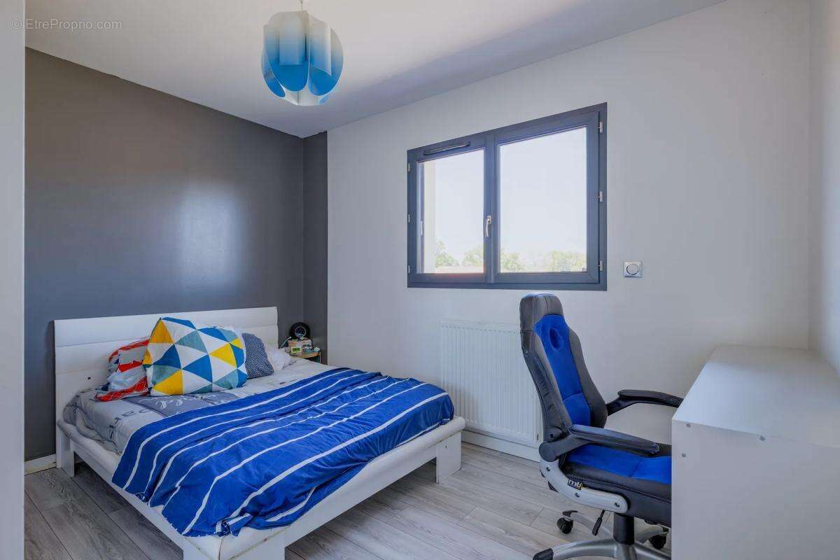 Maison de 6 pièces de 128 m² à Charvieu-Chavagneux - photo 11