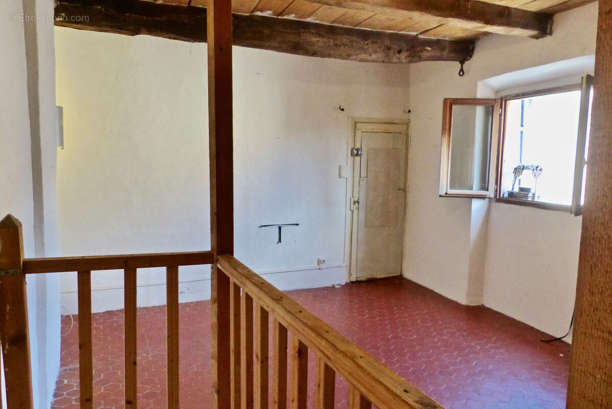 Maison à TAVERNES