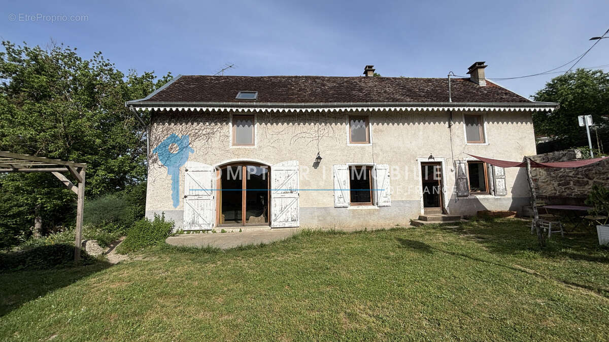 Maison à SAINT-CHEF