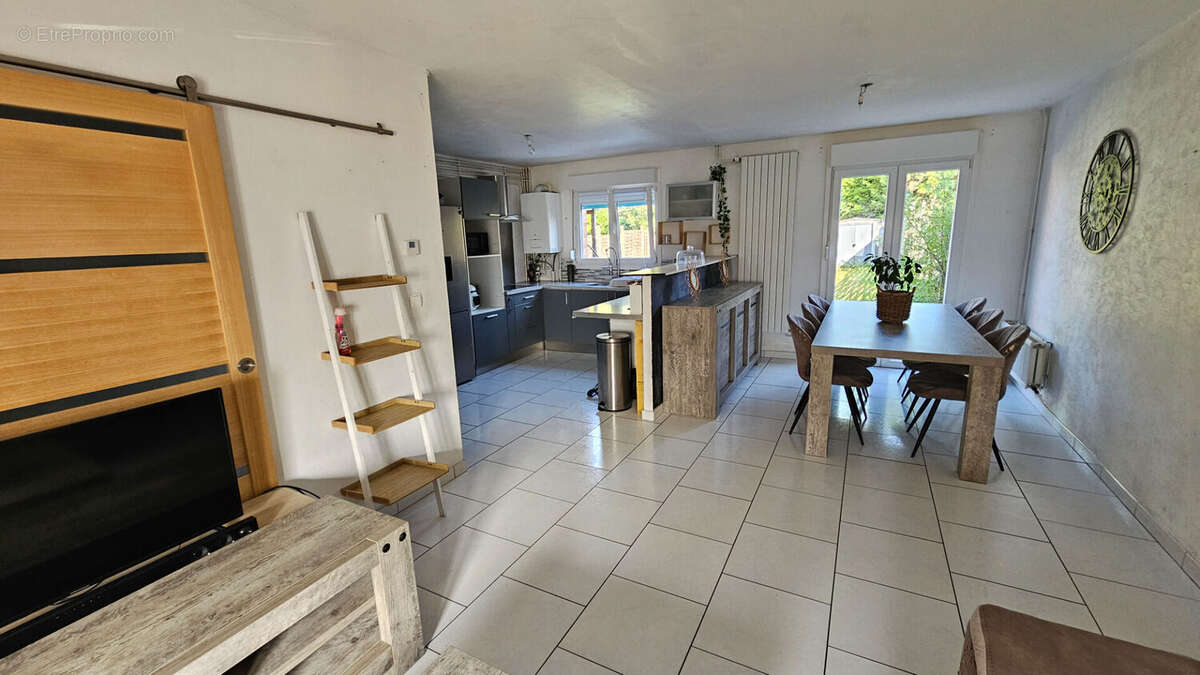 Maison à SALLAUMINES