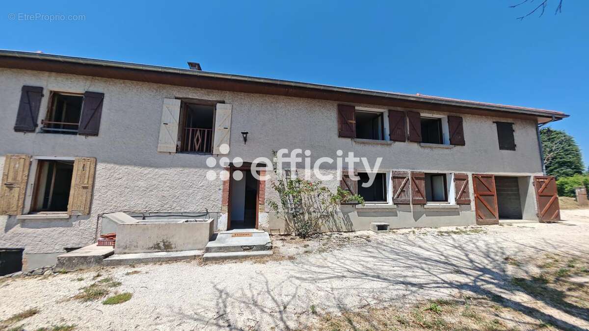 Maison 150 m² à Moirans  - photo 23