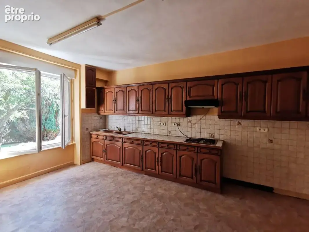 Maison 5 pièces 96 m² à vendre à Callac (22160) - photo 3