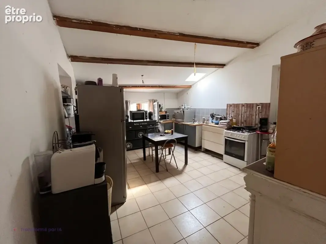 Exclusivité - Appartement + grenier aménagé en F4 pour 215 m² au total - Le Luc - photo 9