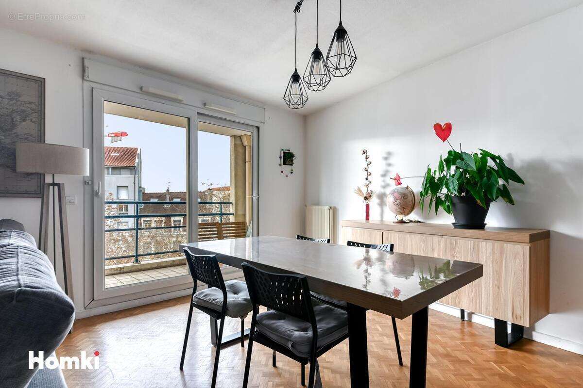 Appartement à LYON-7E