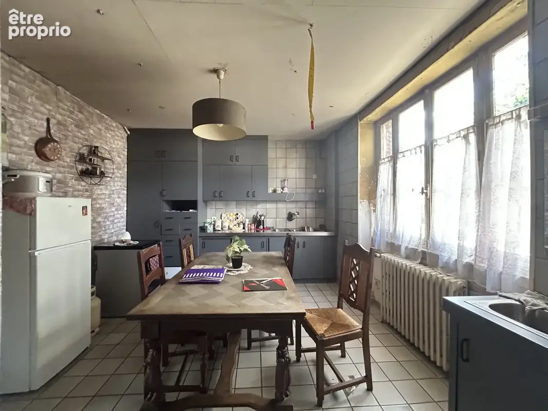 Maison 8 pièces 200 m² à vendre à Marcillat-En-Combraille (03420) - photo 3