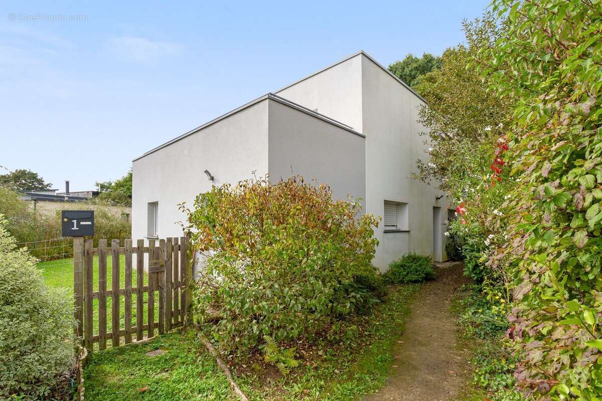 Maison à TREILLIERES