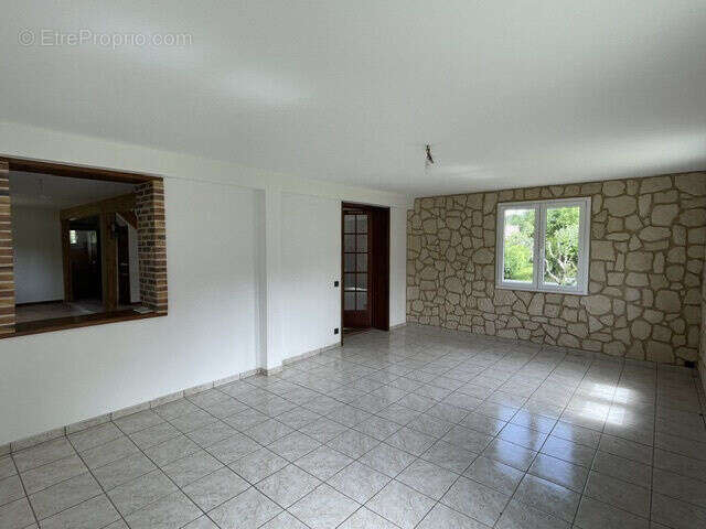 Maison 148 m² à Jouy-Sur-Morin  - photo 7