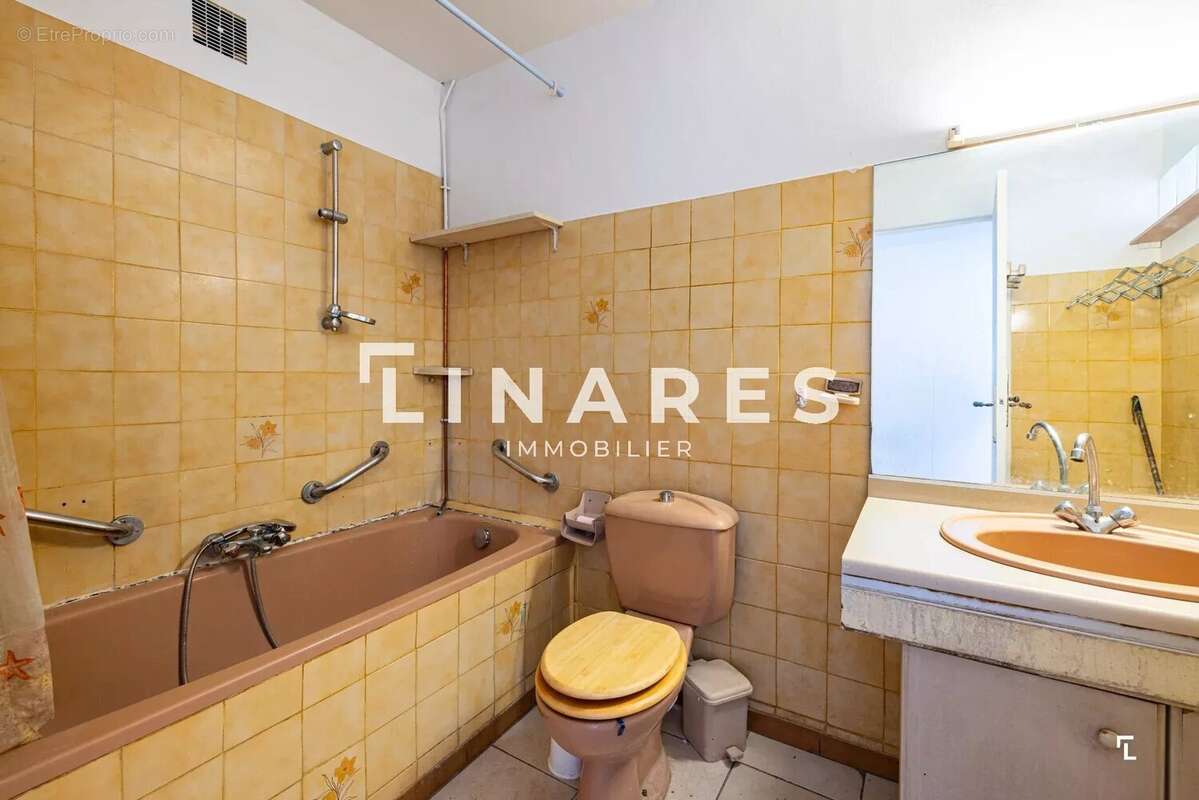 Appartement à MARSEILLE-8E