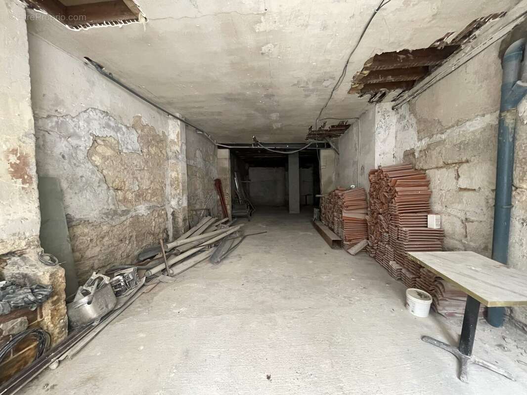Parking 85 m² à Bordeaux  - photo 2