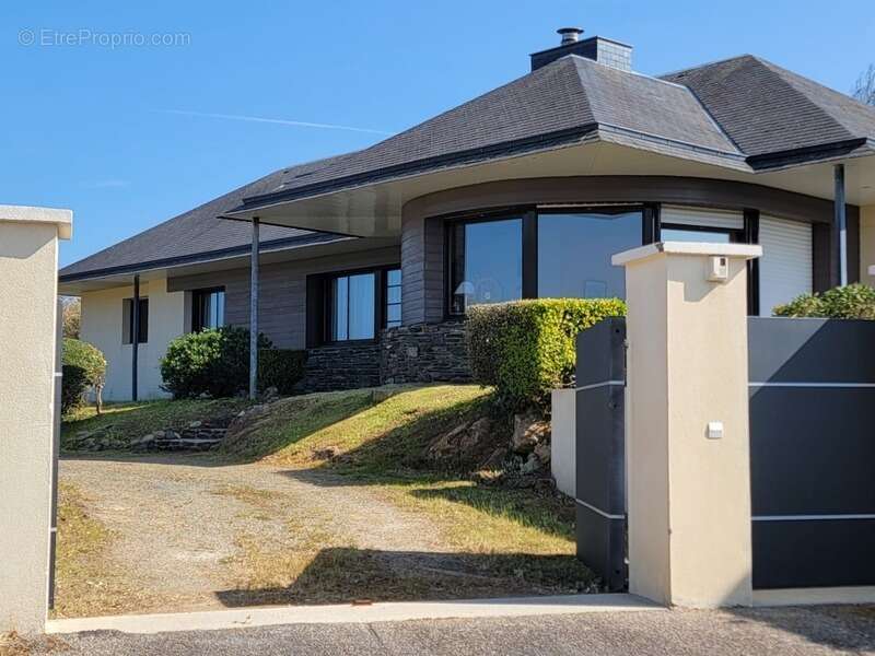 Maison à CARANTEC