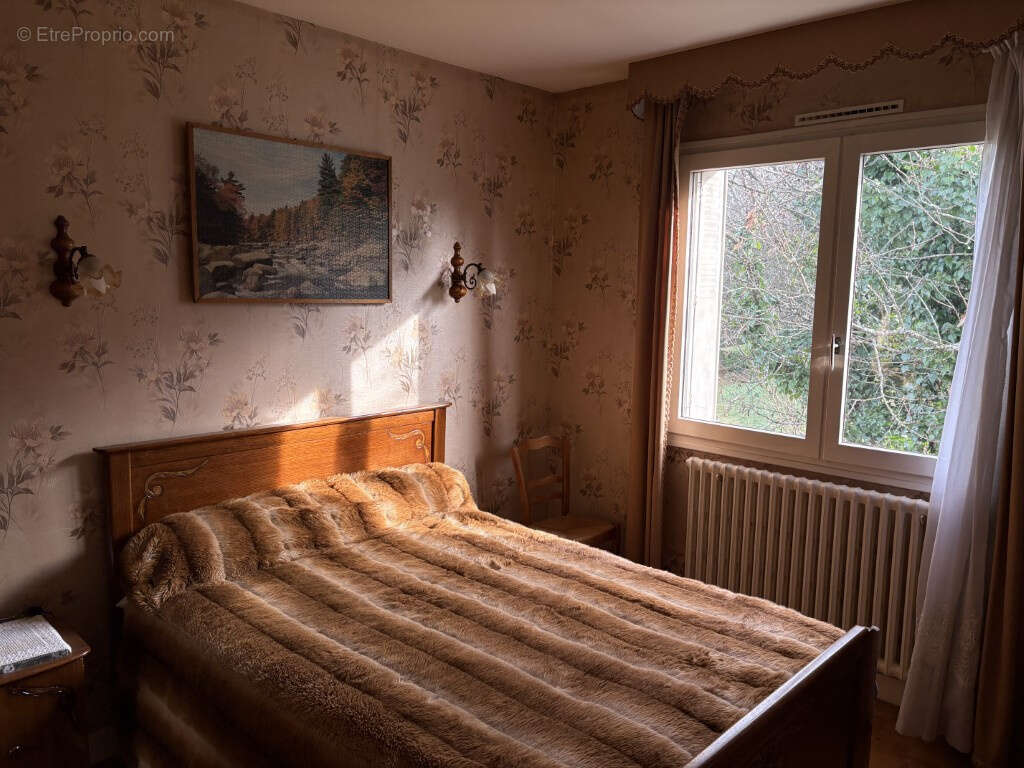 Maison à ARNAC-POMPADOUR