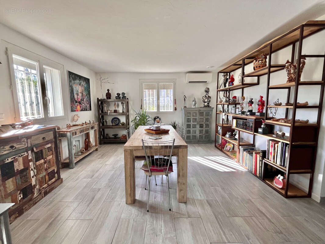 Maison à FREJUS