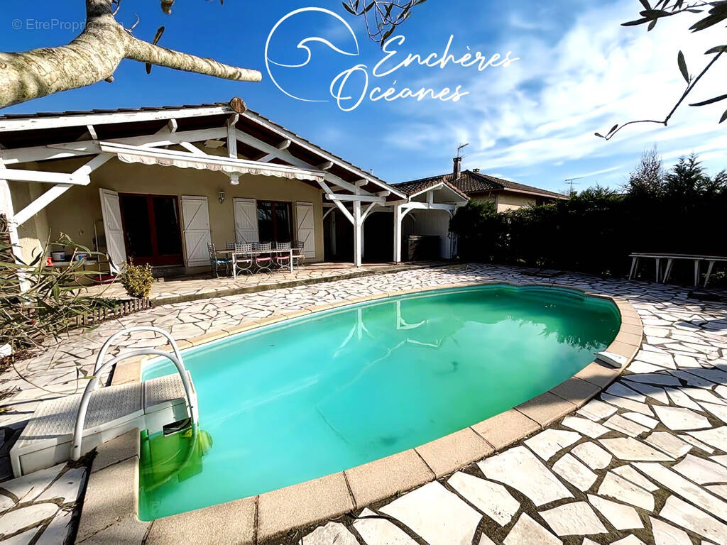 Maison à BENESSE-MAREMNE