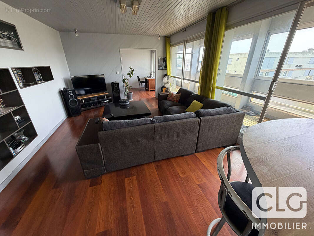Quimper - Appartement 3 chambres et balcon - photo 2