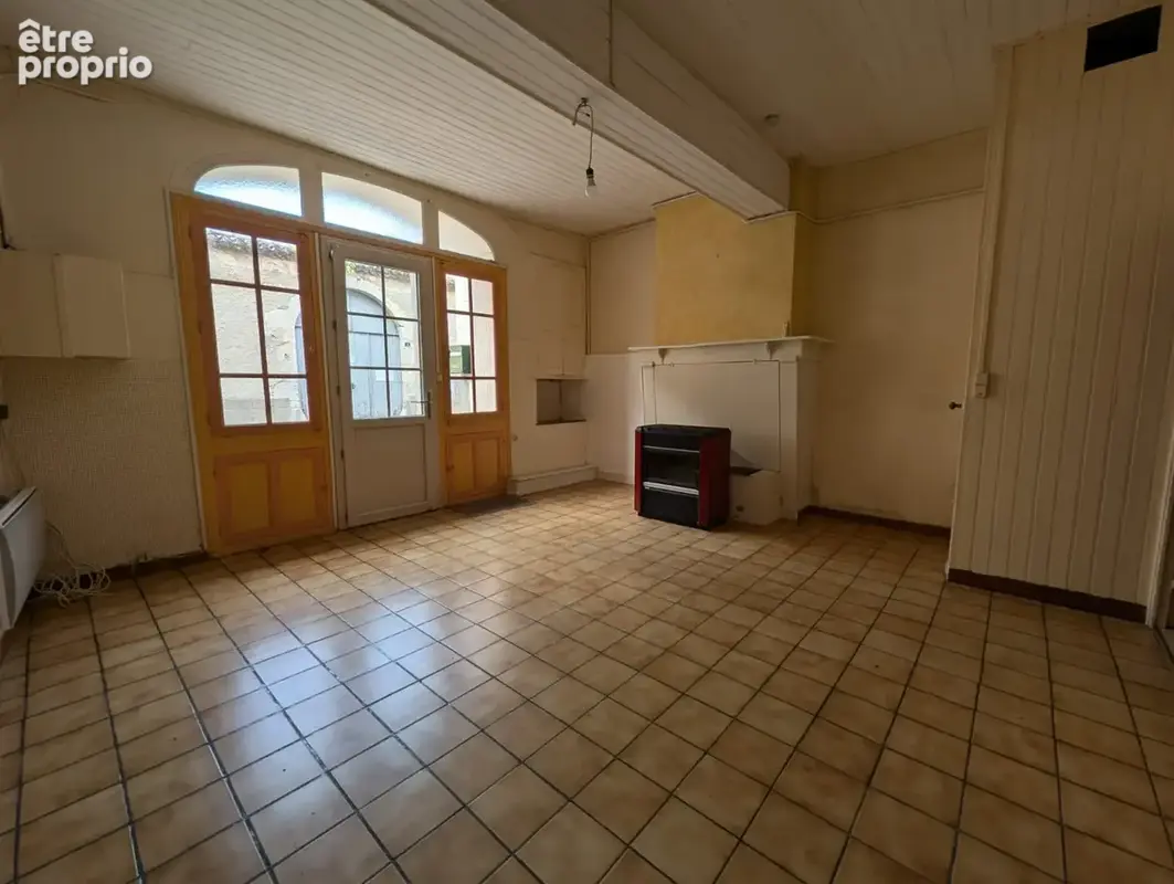 Maison de village en pierre au cœur du bourg - photo 6
