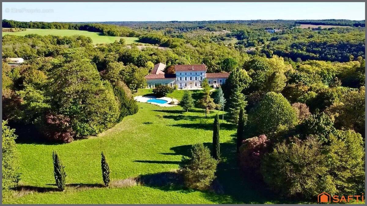 Photo 1 - Maison à ANGOULEME