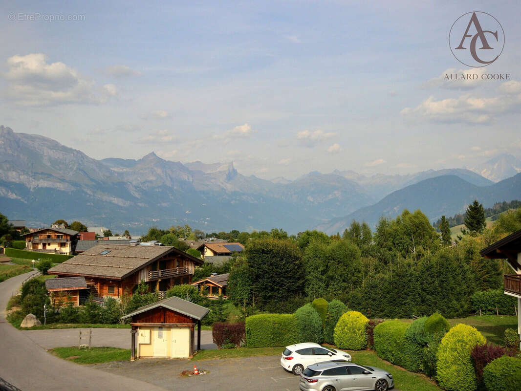 Appartement à DEMI-QUARTIER