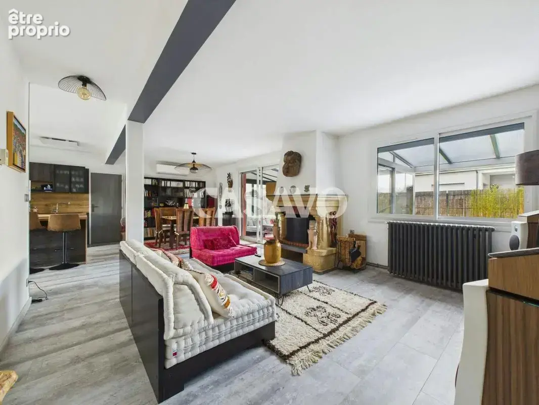 Vente Maison 4 pièces de 138m² - 33370 Pompignac - photo 3