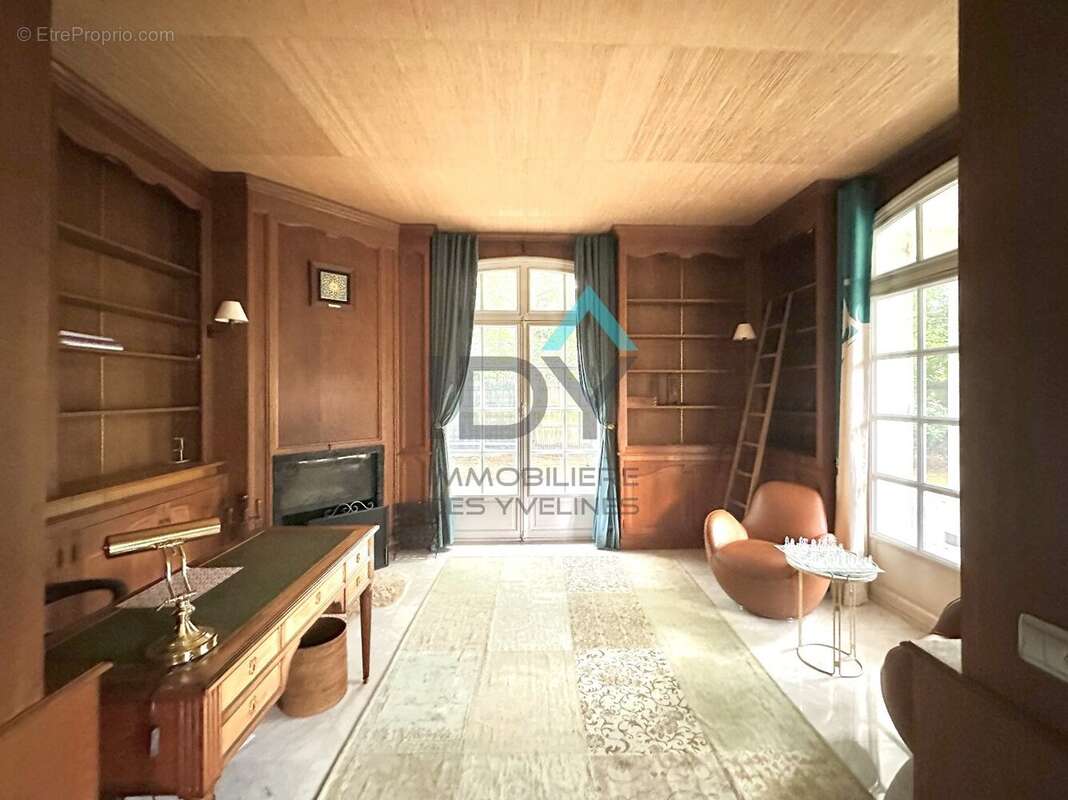 Maison à LE VESINET